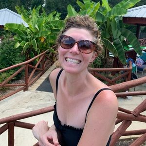 Meet your Posher, Tiffany